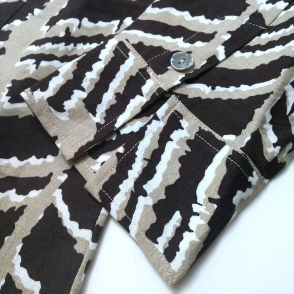 East 5th Women's Geometric Print Brown/Tan Button-Up 3/4 Sleeve Shirt S Small - Picture 4 of 6